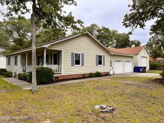 1506 E Oak Island Drive, Oak Island, NC 28465