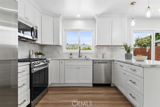 16622 Simonne Lane, Huntington Beach, CA 92647