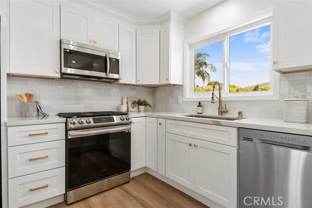 16622 Simonne Lane, Huntington Beach, CA 92647