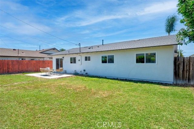 16622 Simonne Lane, Huntington Beach, CA 92647