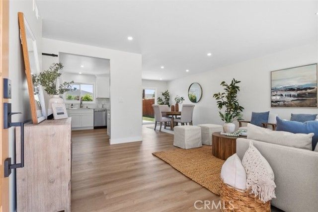 16622 Simonne Lane, Huntington Beach, CA 92647