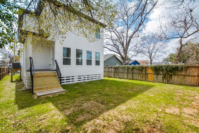 1415 E 35th Street, Houston, TX 77022