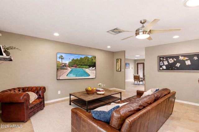 10578 E Mercer Lane, Scottsdale, AZ 85259