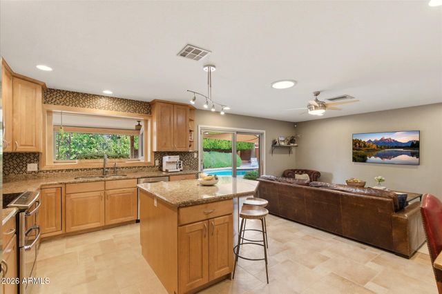 10578 E Mercer Lane, Scottsdale, AZ 85259