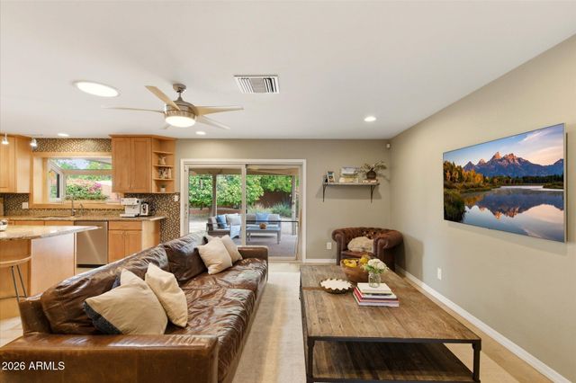 10578 E Mercer Lane, Scottsdale, AZ 85259