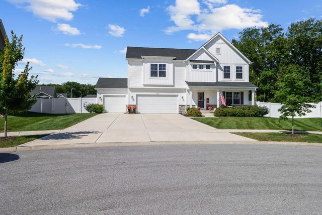 12366 Hawthorne Place, Cedar Lake, IN 46303