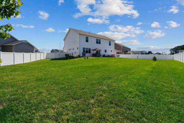 12366 Hawthorne Place, Cedar Lake, IN 46303