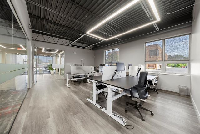 17W601 14th Street, Oakbrook Terrace, IL 60181