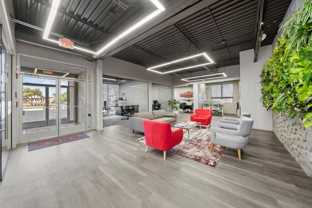 17W601 14th Street, Oakbrook Terrace, IL 60181