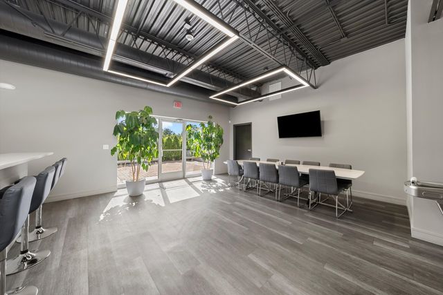 17W601 14th Street, Oakbrook Terrace, IL 60181