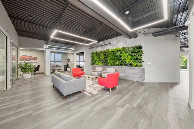 17W601 14th Street, Oakbrook Terrace, IL 60181