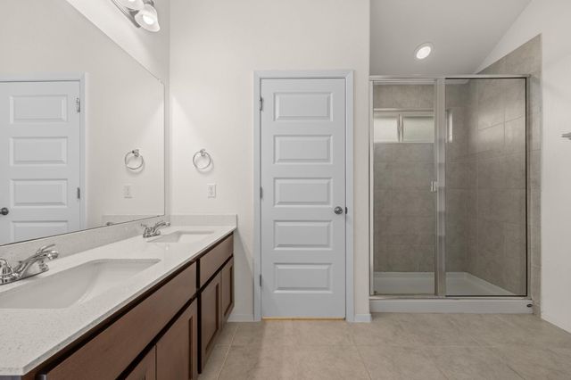 105 Tranchet DR, Georgetown, TX 78626