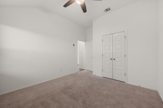 105 Tranchet DR, Georgetown, TX 78626