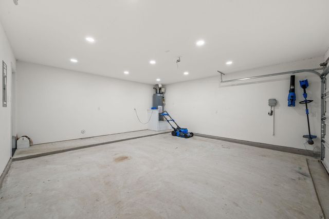 105 Tranchet DR, Georgetown, TX 78626