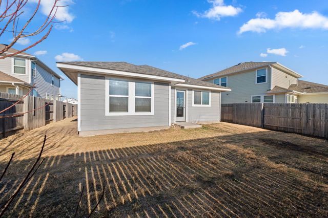 105 Tranchet DR, Georgetown, TX 78626