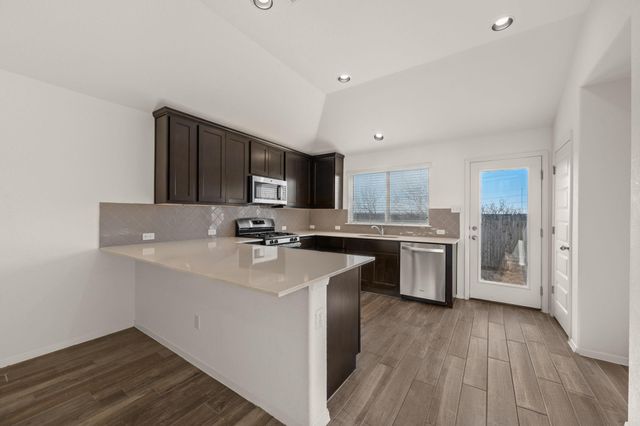 105 Tranchet DR, Georgetown, TX 78626