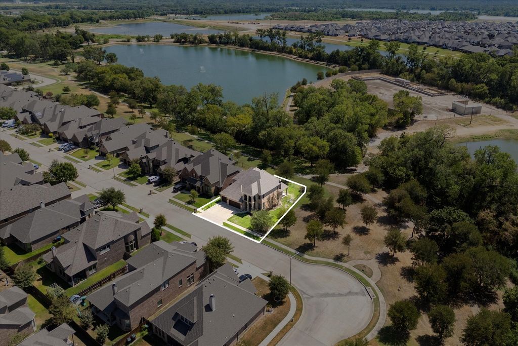 9300 Wood Duck Drive, Fort Worth, TX 76118 — photo 2