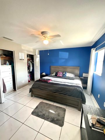 409 NE Oleander Avenue, Port St Lucie, FL 34952