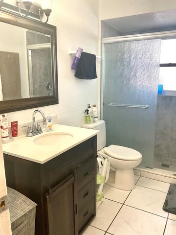 409 NE Oleander Avenue, Port St Lucie, FL 34952