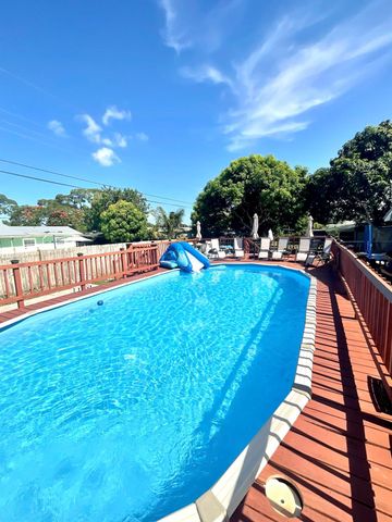 409 NE Oleander Avenue, Port St Lucie, FL 34952