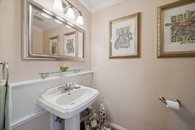 3715 Underwood Street, Houston, TX 77025
