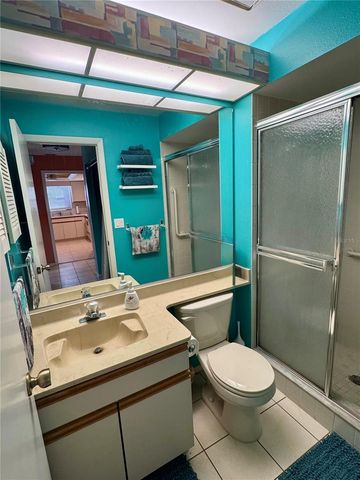 374 OAK HILL DRIVE 37, Sarasota, FL 34232