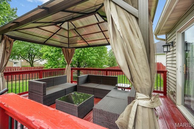 2646 Meridian Lake Drive, Belleville, IL 62221