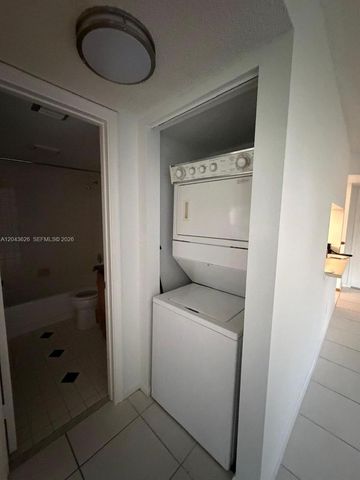 9643 NW 4th Street 5B, Coral Springs, FL 33071