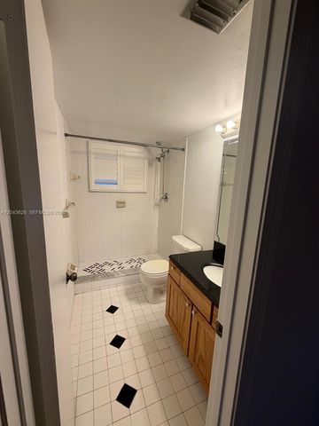 9643 NW 4th Street 5B, Coral Springs, FL 33071