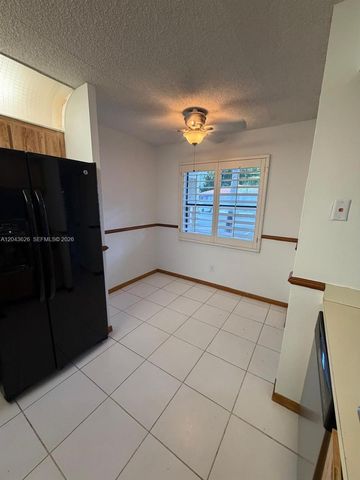 9643 NW 4th Street 5B, Coral Springs, FL 33071