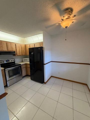 9643 NW 4th Street 5B, Coral Springs, FL 33071