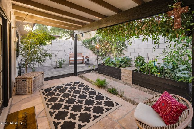 2506 E VILLA MARIA Drive, Phoenix, AZ 85032