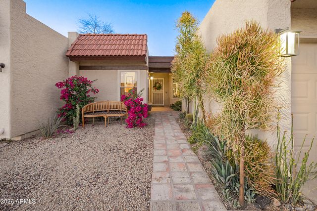 2506 E VILLA MARIA Drive, Phoenix, AZ 85032