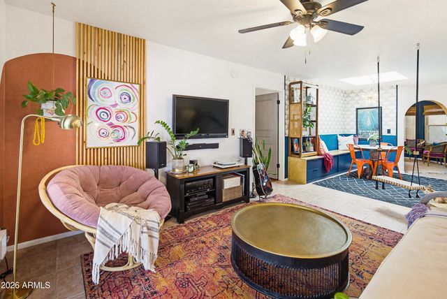 2506 E VILLA MARIA Drive, Phoenix, AZ 85032