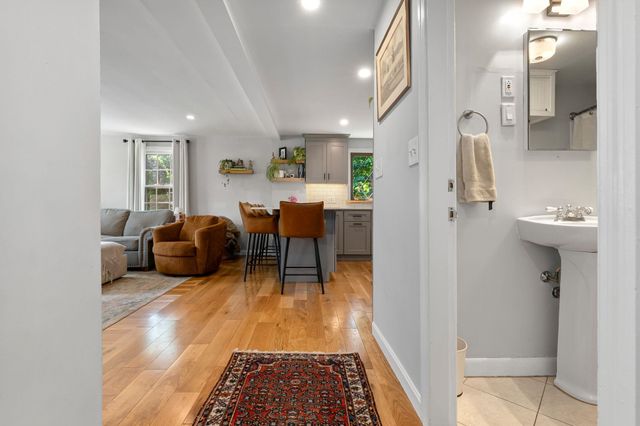 9 Comings Court, Exeter, NH 03833