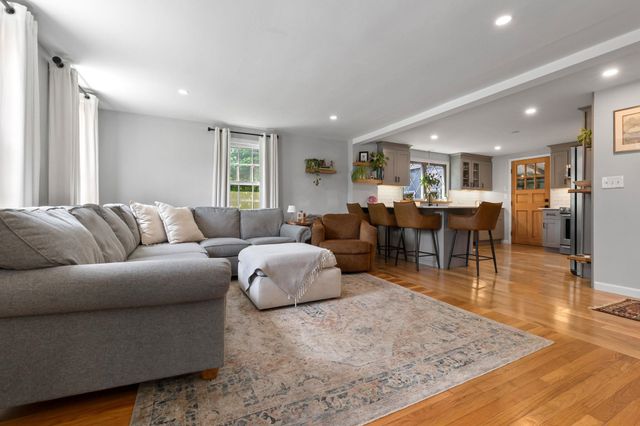 9 Comings Court, Exeter, NH 03833