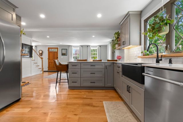 9 Comings Court, Exeter, NH 03833