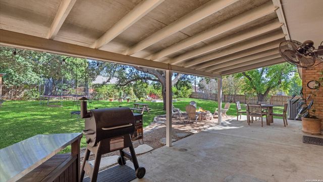 111 mission, New Braunfels, TX 78130