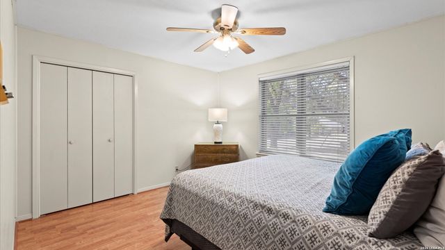 111 mission, New Braunfels, TX 78130