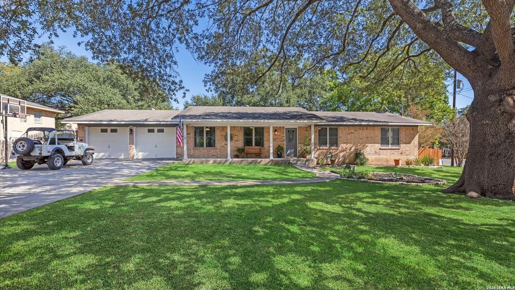 111 mission, New Braunfels, TX 78130