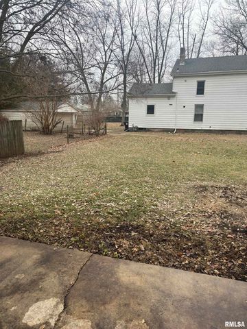 520 W BEECH Street, Chillicothe, IL 61523