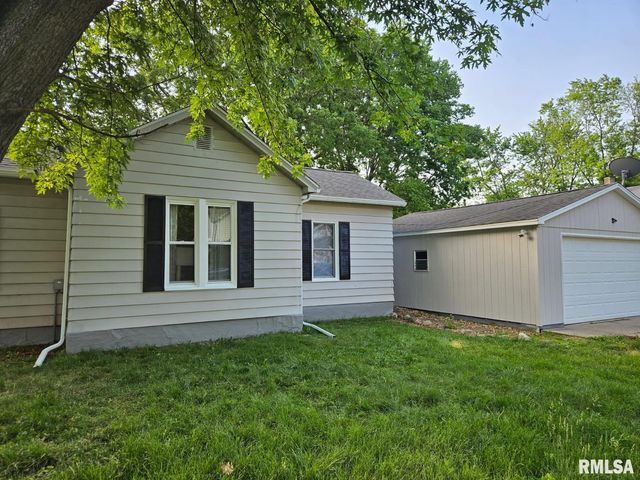 520 W BEECH Street, Chillicothe, IL 61523