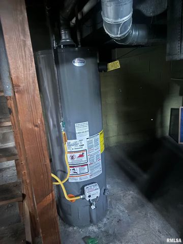 520 W BEECH Street, Chillicothe, IL 61523