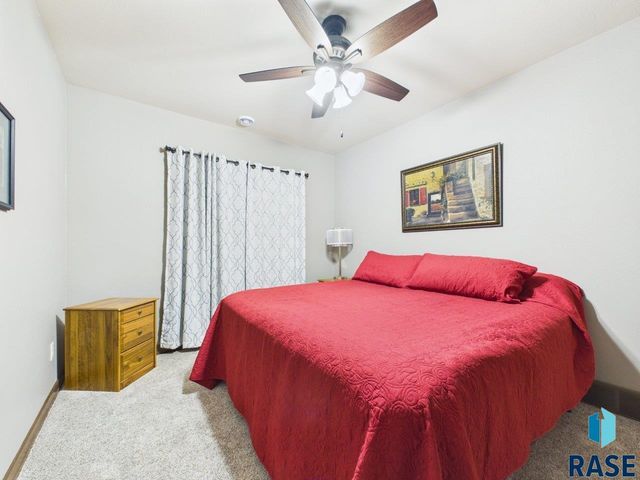 713 N Garnet Cir Circle, Brandon, SD 57005