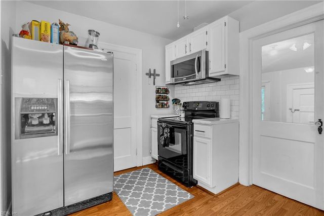 19 Greenbrier RD, Portsmouth, VA 23707