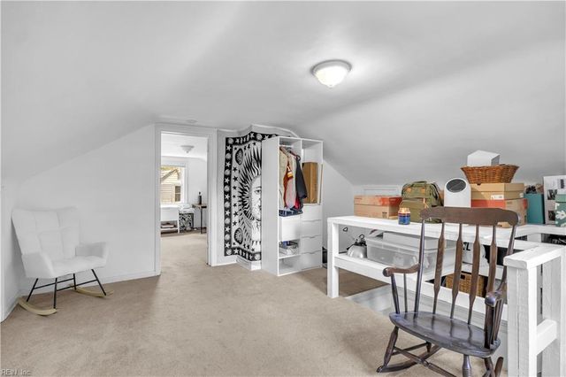 19 Greenbrier RD, Portsmouth, VA 23707