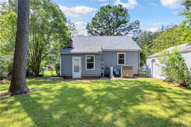 19 Greenbrier RD, Portsmouth, VA 23707