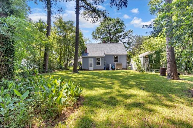 19 Greenbrier RD, Portsmouth, VA 23707