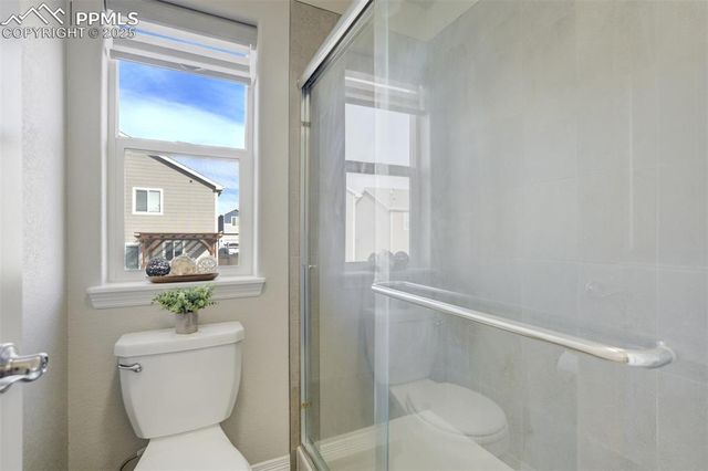 5338 Kingscote Drive, Colorado Springs, CO 80915