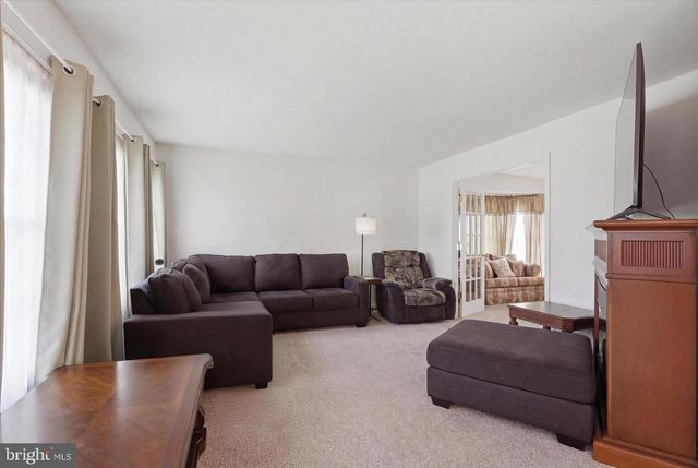 103 DREW CIR, Smithsburg, MD 21783